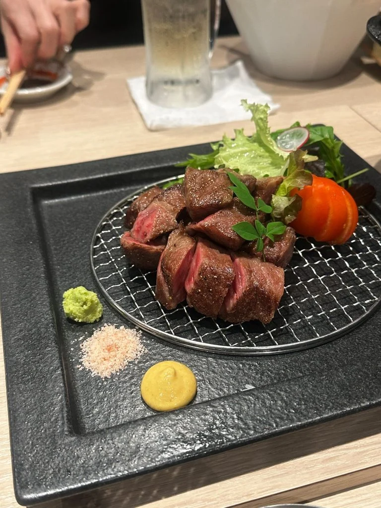 宮崎の居酒屋・波ノ蔵で味わう宮崎牛リブロースステーキ